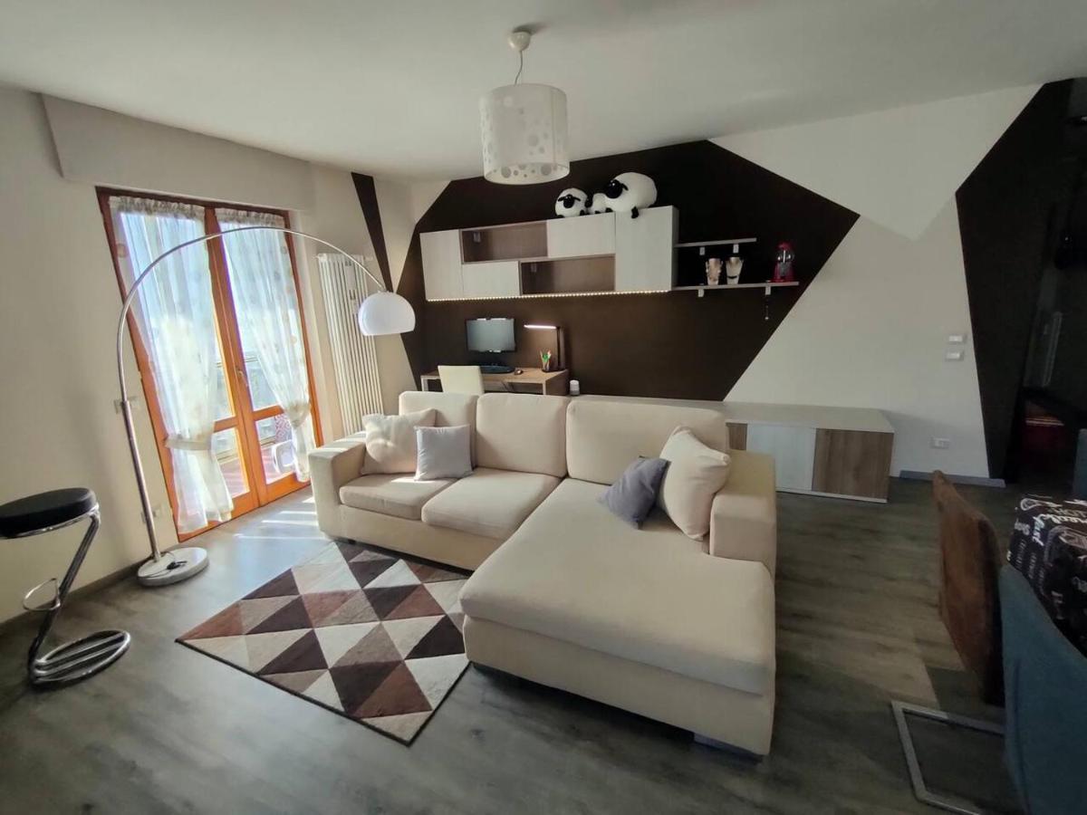 Appartamento Chentre En Ville - A 2 Passi Dal Centro - Parcheggio Gratuito - Cir-Vda-Aosta-0073 Екстер'єр фото